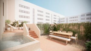 Somos Coliving 16 Terraza y piscina comunitaria